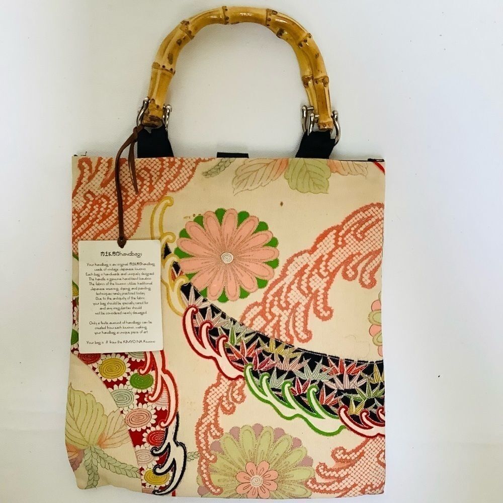 Collectible MIKAN HANDBAG MADE FROM A VINTAGE KIMONO - Picture 13 of 13